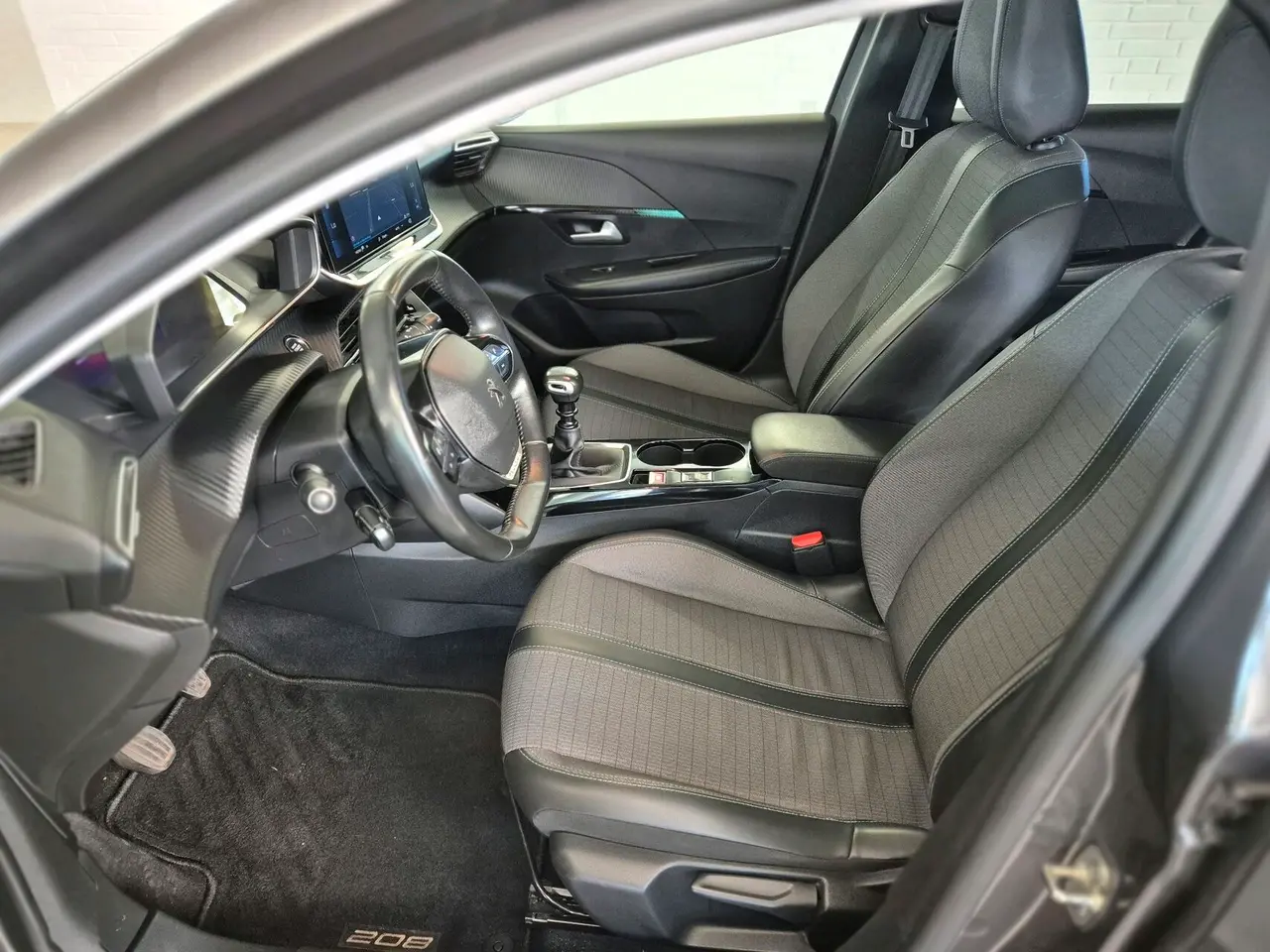 Billede 8 - Peugeot 208 1,5 BlueHDi Allure Comfort 102HK 5d 6g