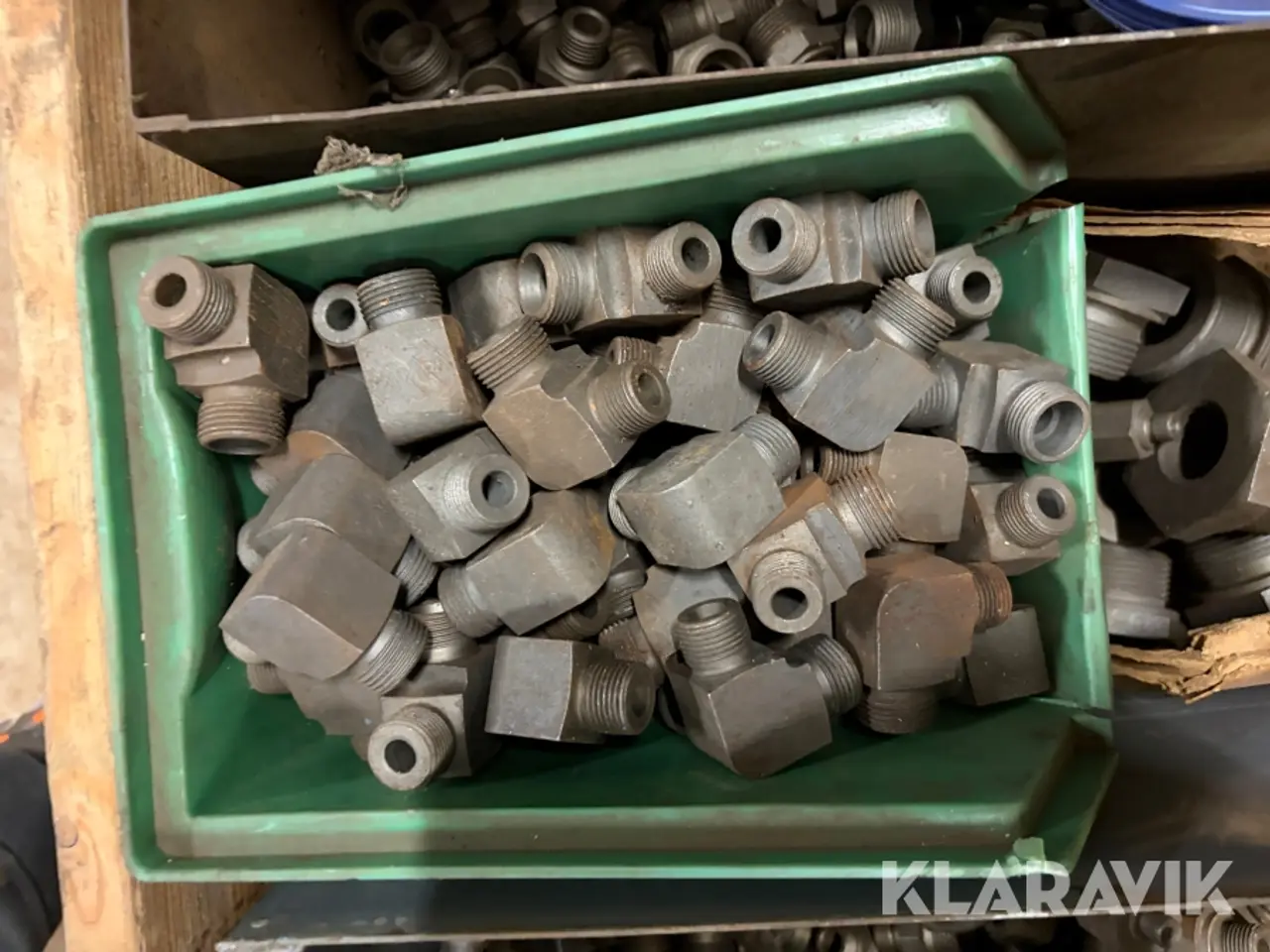 Billede 10 - Lot - indstik og kuglehaner - 1 palle