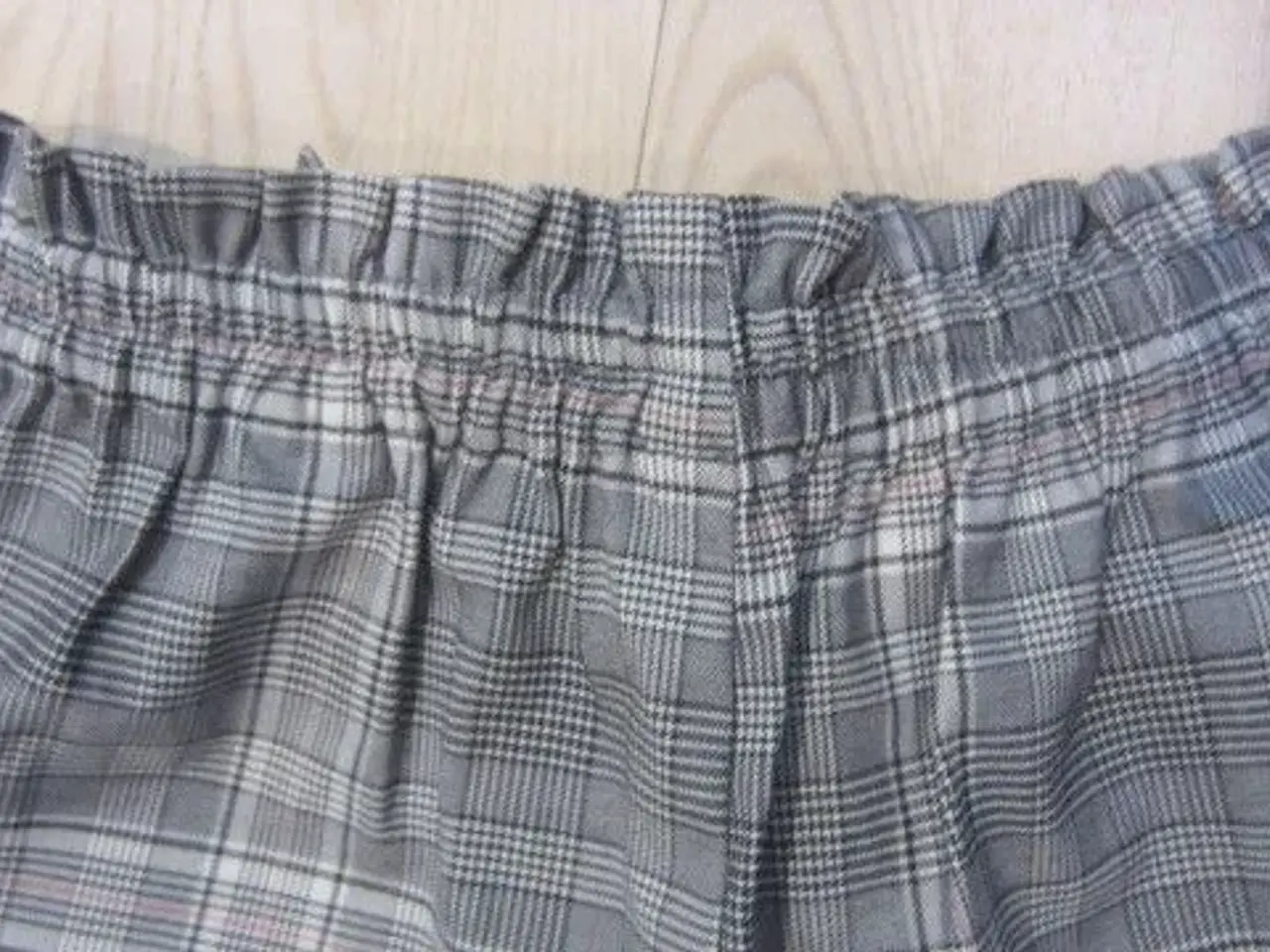 Billede 2 - Str. 36, flotte shorts
