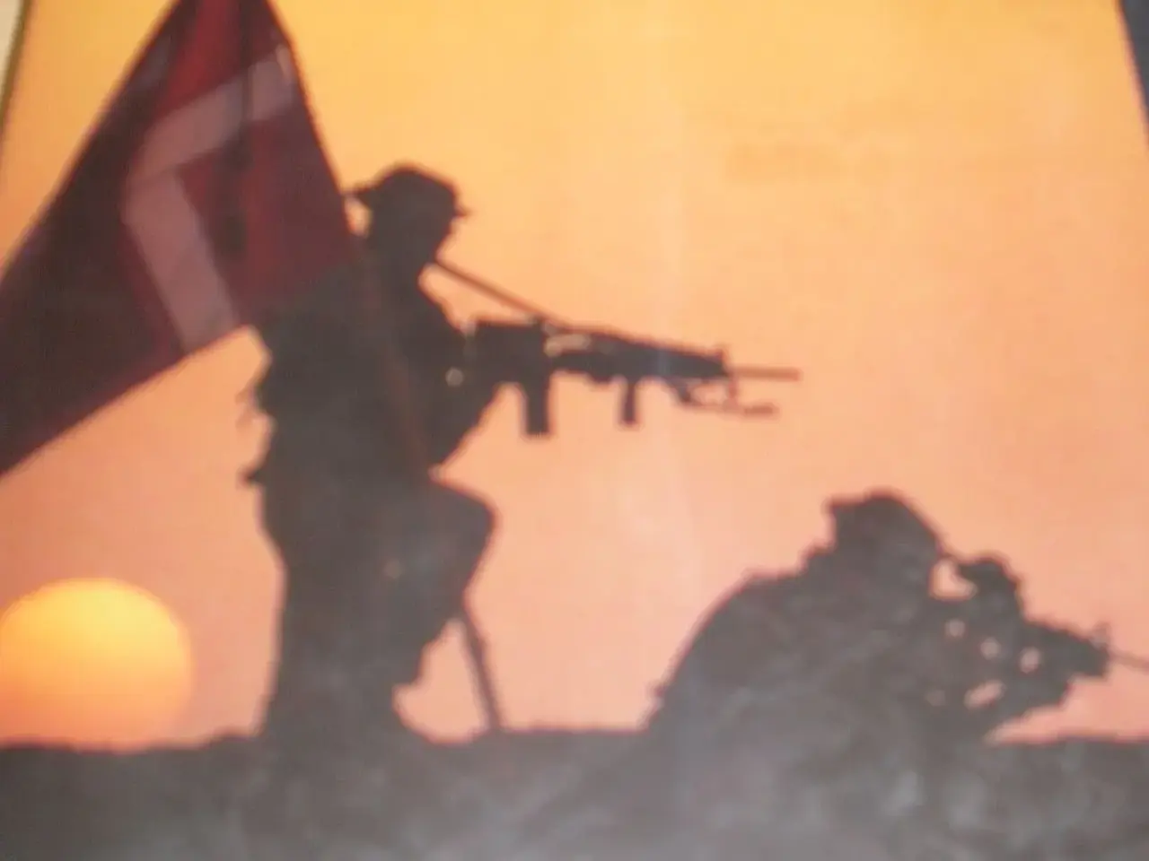 Billede 3 - DANSKERE I KRIG. Dokumentar.