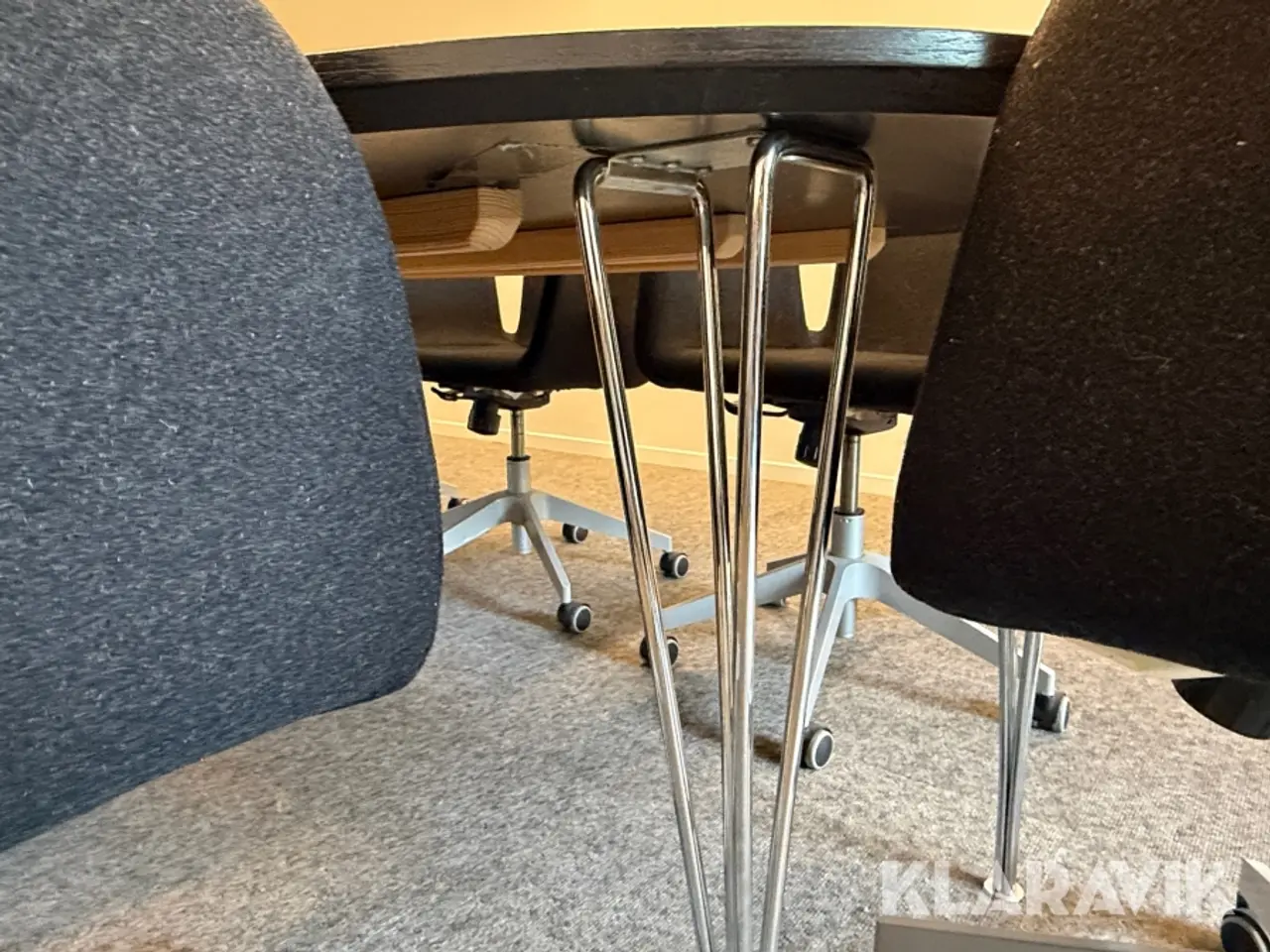 Billede 12 - Mødebord Fritz Hansen ovalt med 8 konferencestole