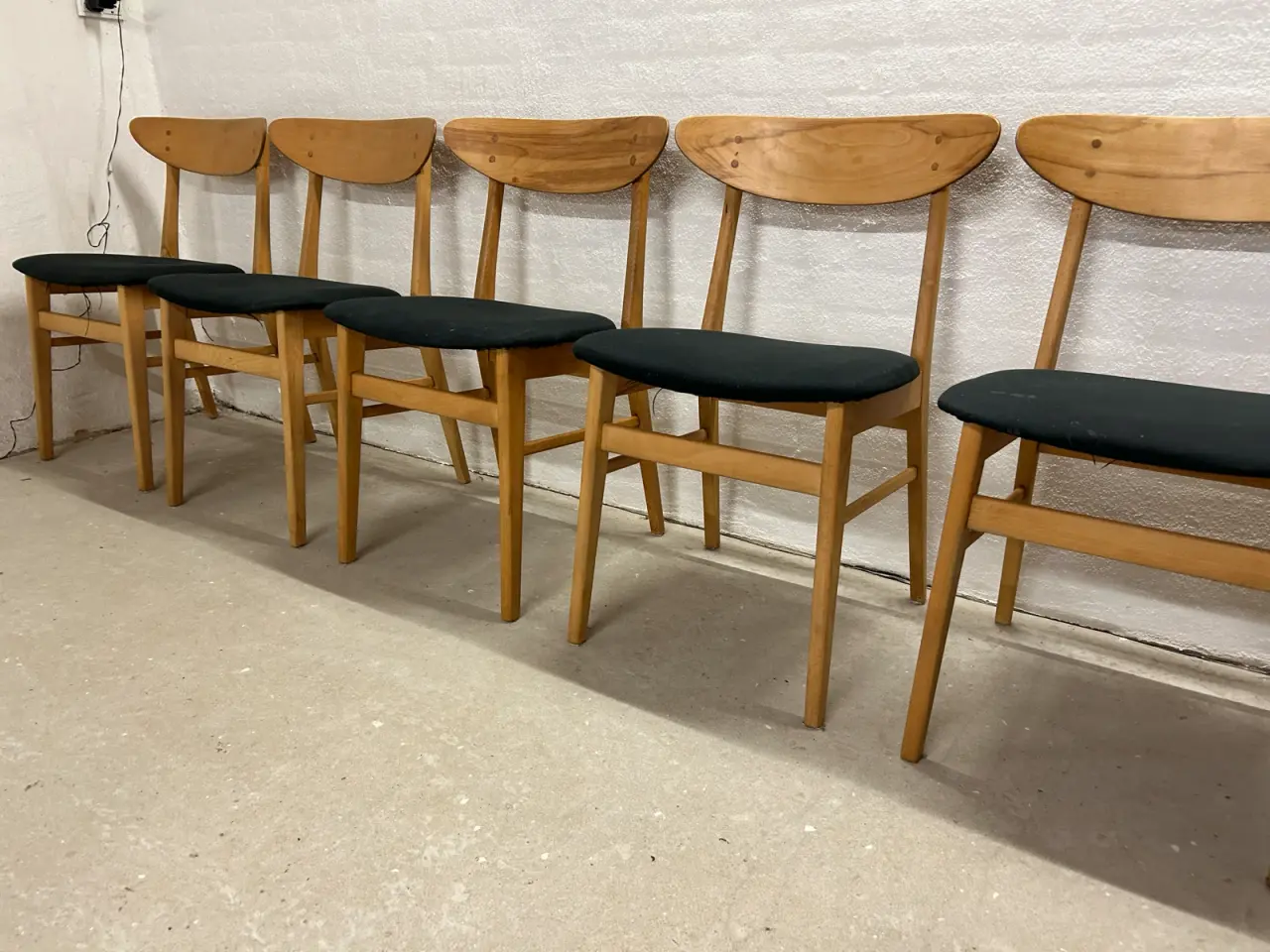 Billede 4 - 6 stk. Farstrup No. 210r spisebordsstole – massiv