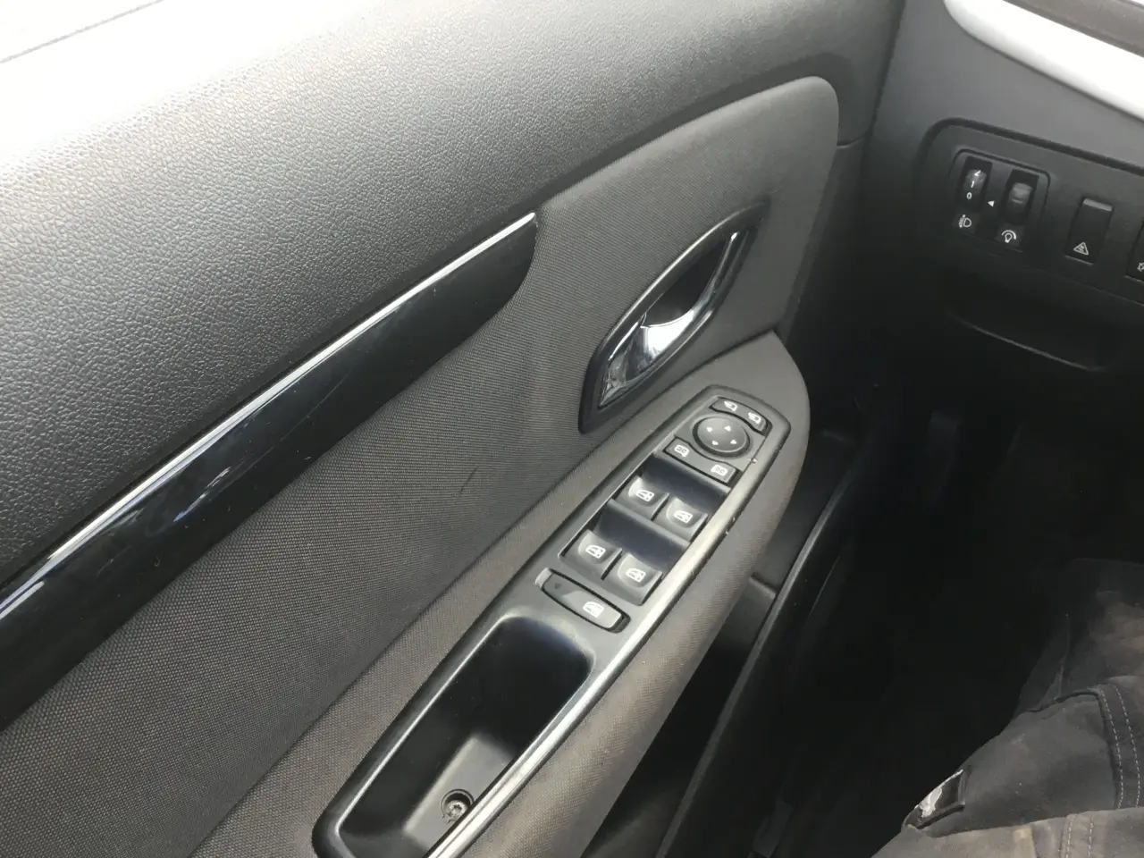 Billede 7 - Renault Grand scenic 1,5 dci 7 pers. Tagrails mm