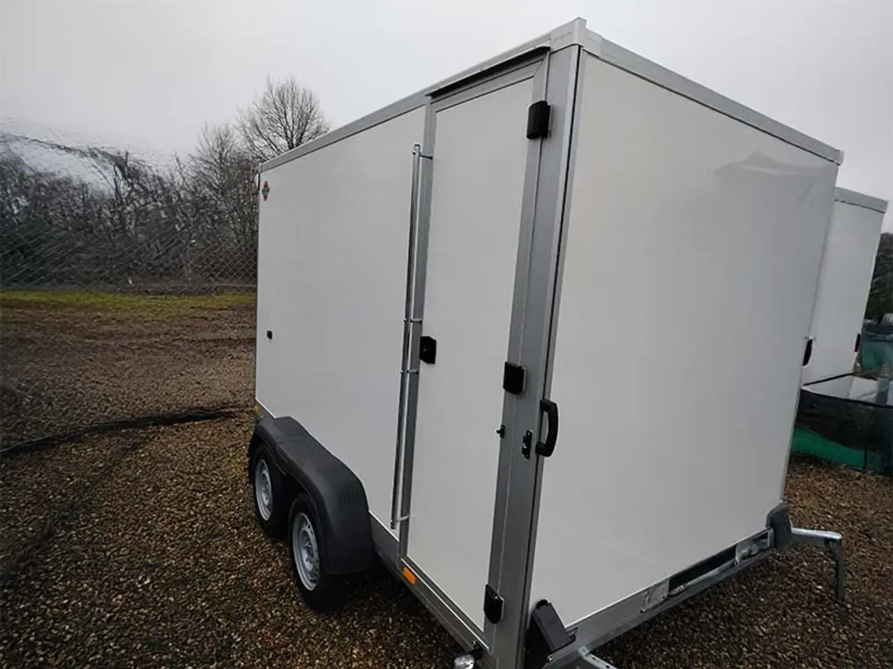 Billede 3 - Stema Cargo 305x157x184 2 akslet 2000 kg side/bag døre