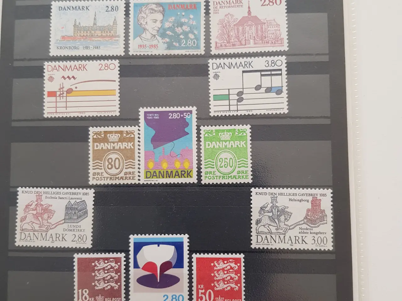 Billede 6 - Årsmapper Danmark 1981, 1985, 1988