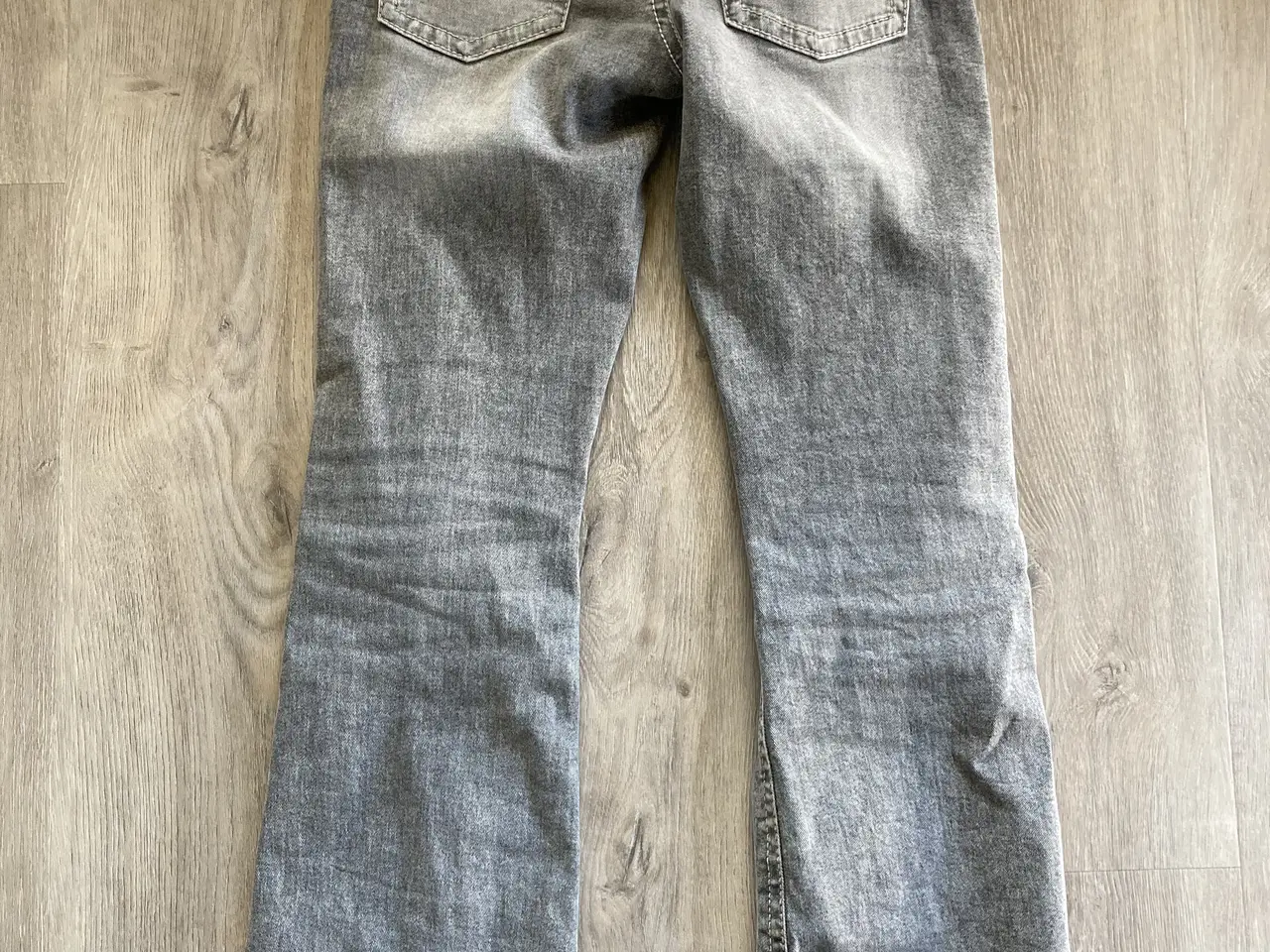 Billede 2 - Cowboybukser str. 158 fra Gina Tricot