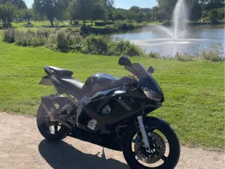Yamaha YZF-R6