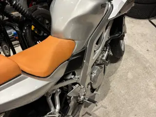 Suzuki sv1000s 2003