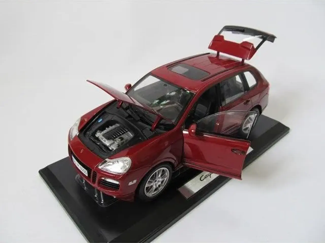 Billede 5 - 2002 Porsche Cayenne GTS - 1:18  