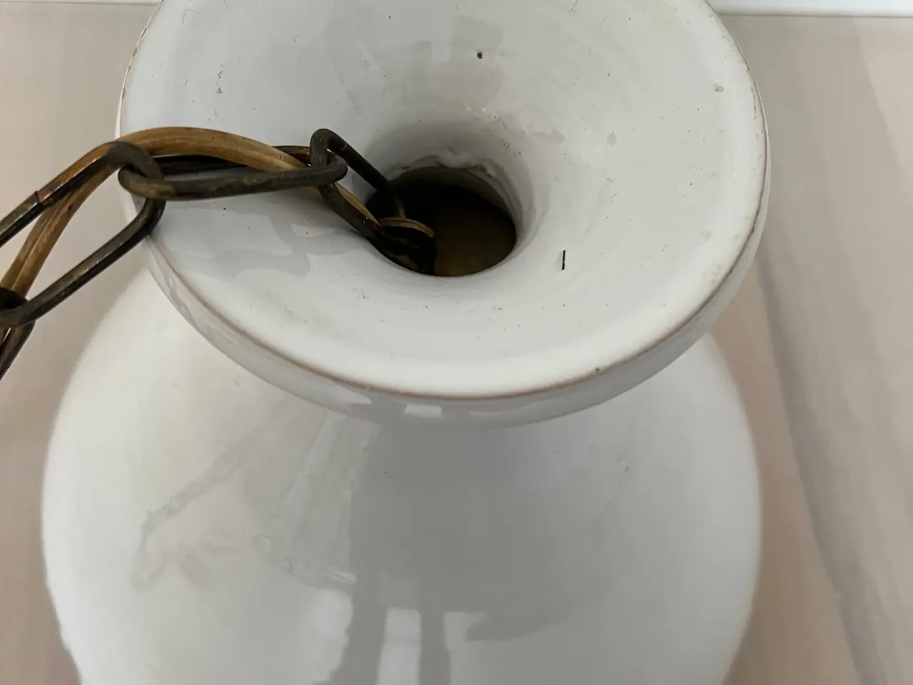 Billede 3 - Lampe i hvid keramik