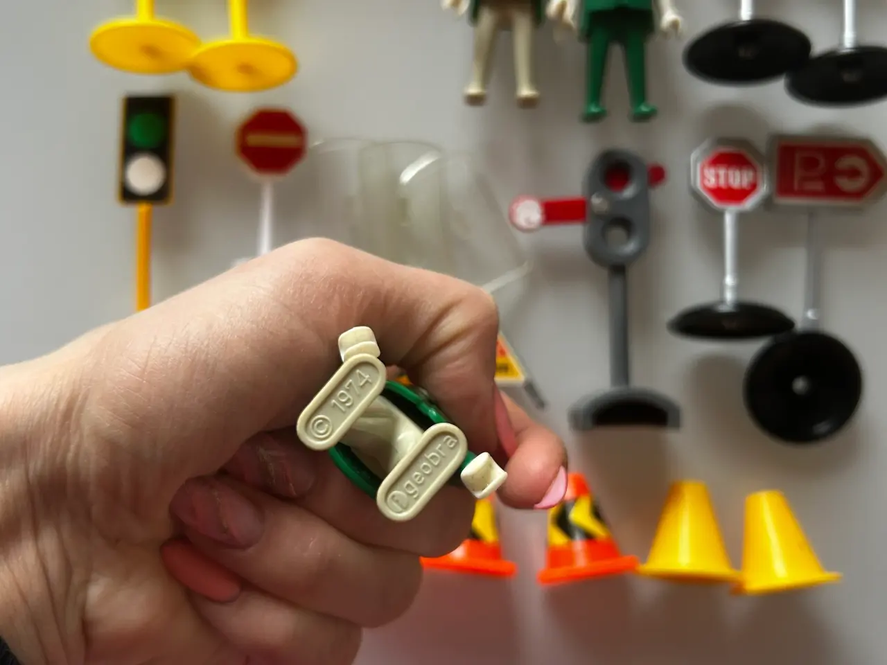 Billede 5 - Playmobil vej skilte med figurer