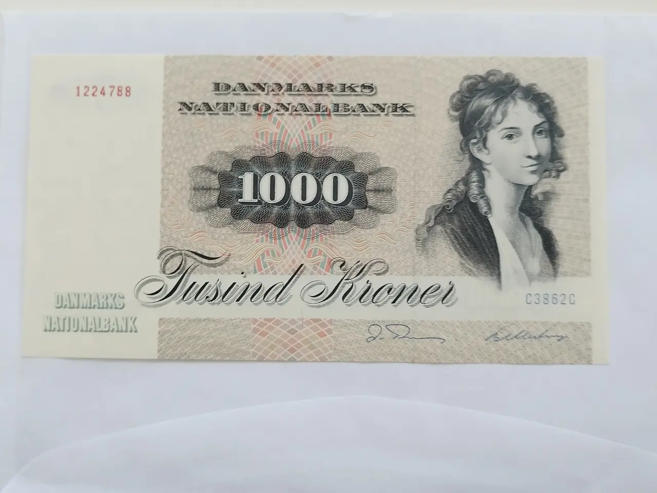 Billede 1 - 1000 Egern. Bankfriske. 1986