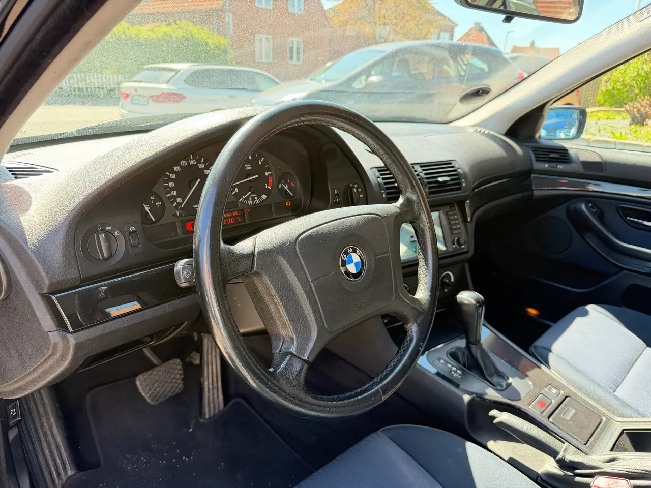 Billede 18 - BMW 528i 2,8 Steptr. 4d sælges 