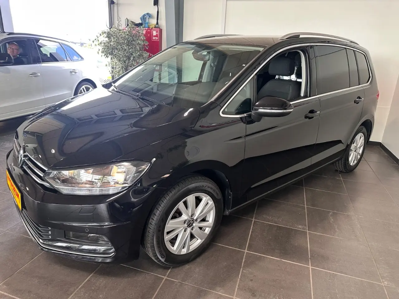 Billede 3 - VW Touran 2,0 TDi 150 Highline DSG Van