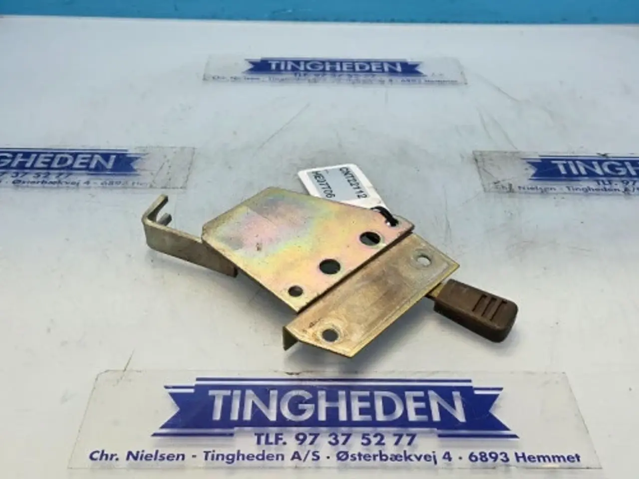 Billede 1 - Massey Ferguson 3090 Lever Lås 3581466M93