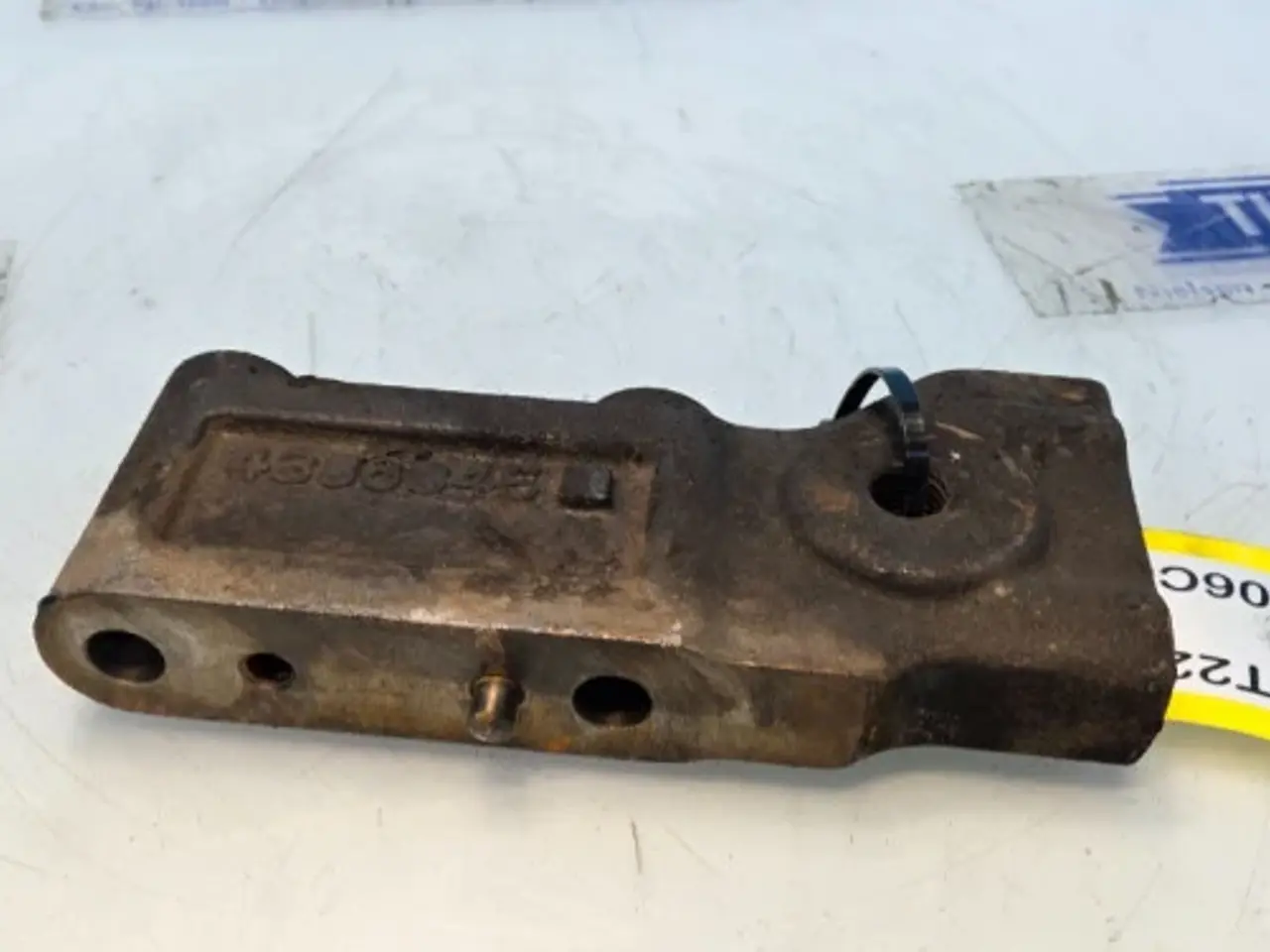 Billede 4 - Valtra S394 Beslag RH 4386845M2