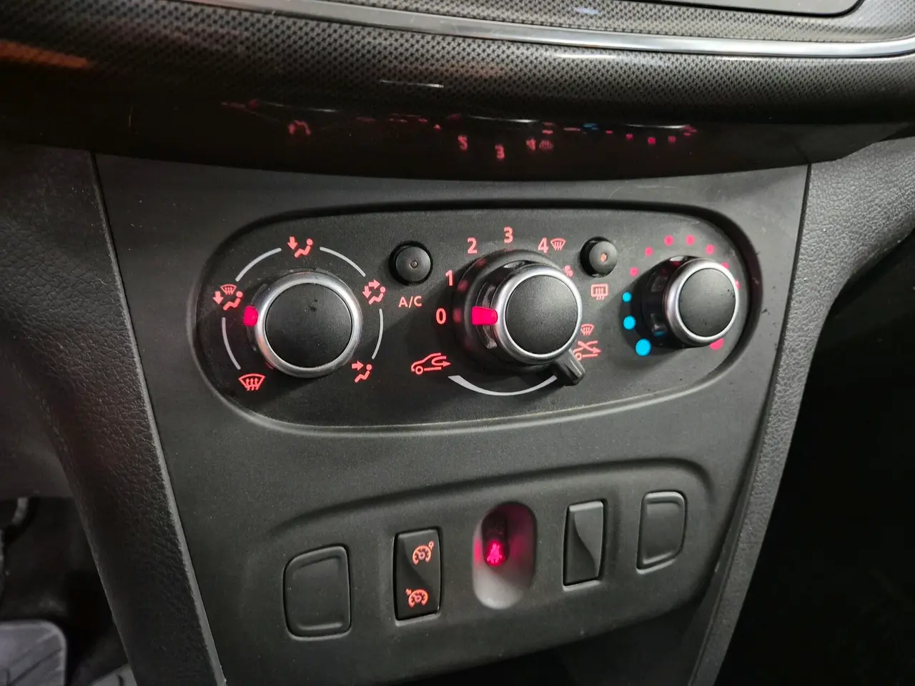 Billede 10 - Dacia Sandero 1,5 DCi Stepway Prestige Start/Stop Easy-R 90HK 5d Aut.