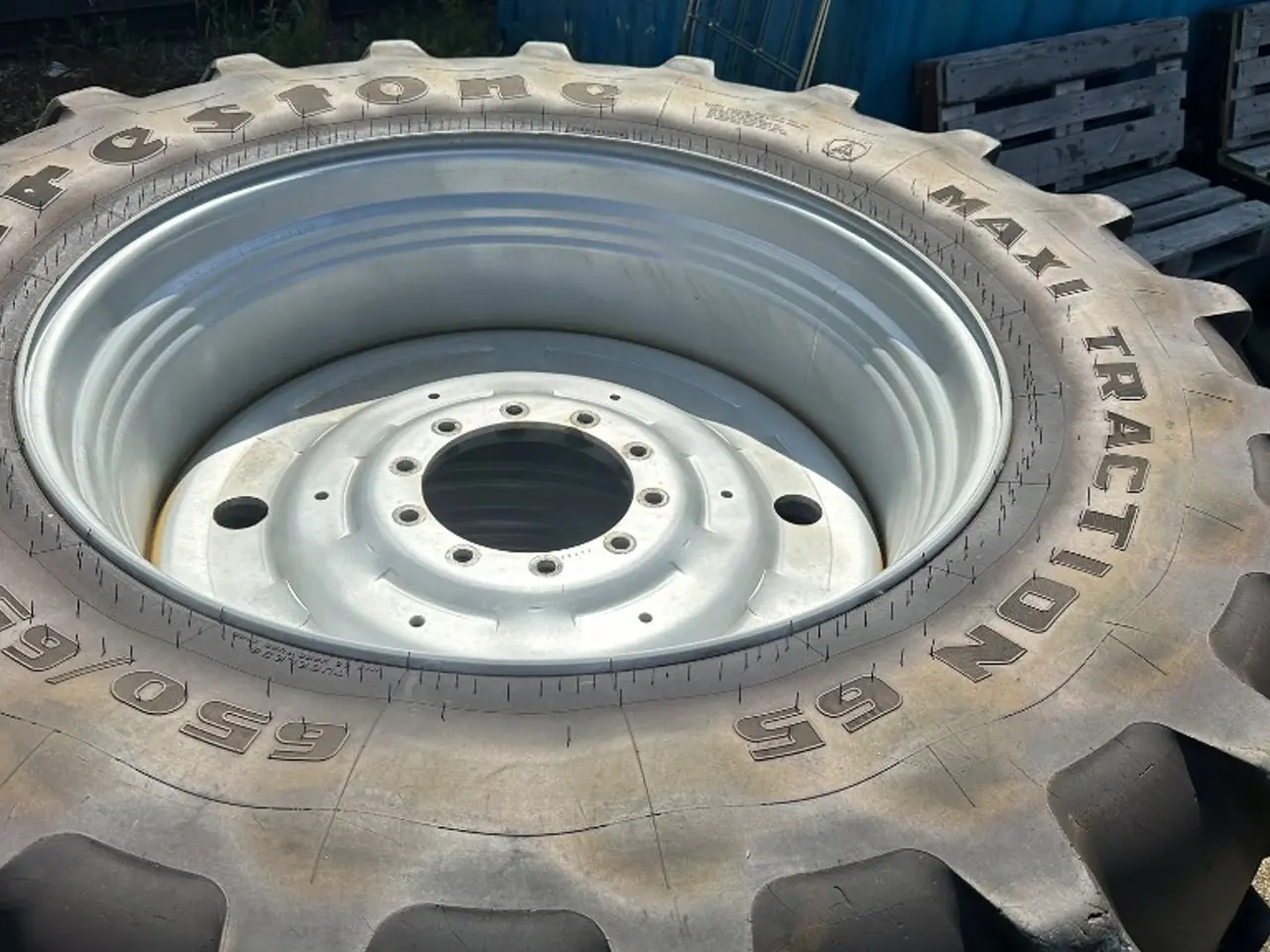 Billede 2 - Firestone Maxi traction 65