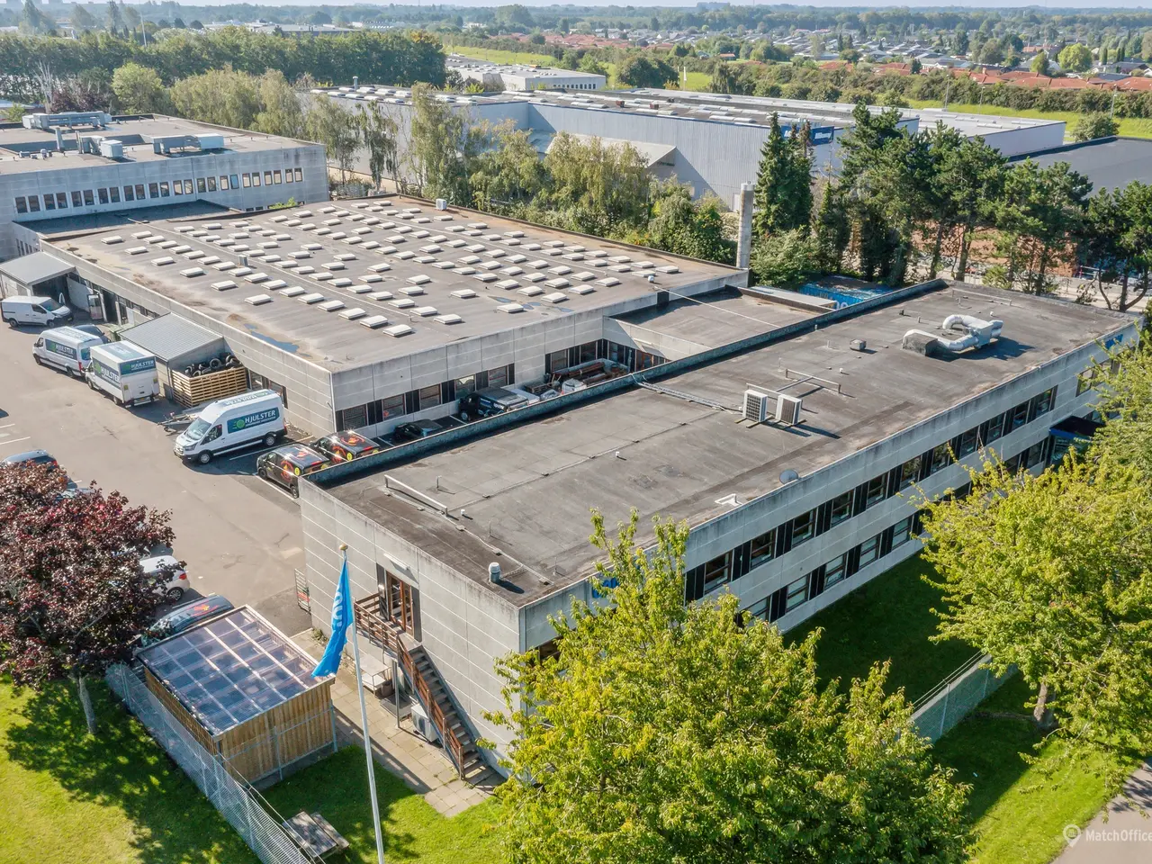 Billede 1 - Lager 188 m² på stueplan beliggende i hjertet af Brøndby