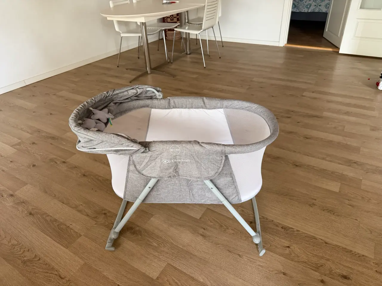 Billede 1 - Kinderkraft vugge i beige