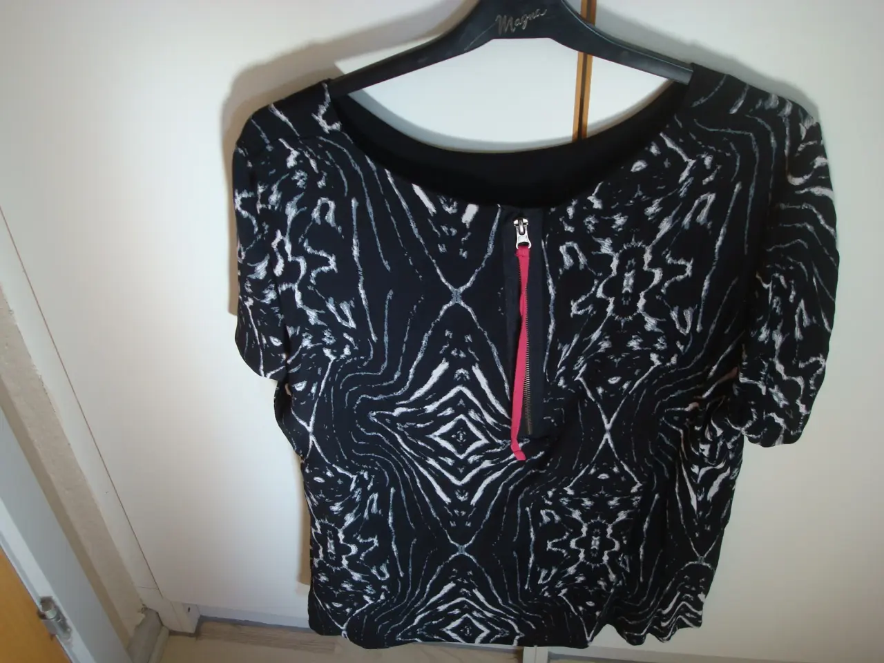 Billede 2 - NY Bluse, Friendtex, str. 40