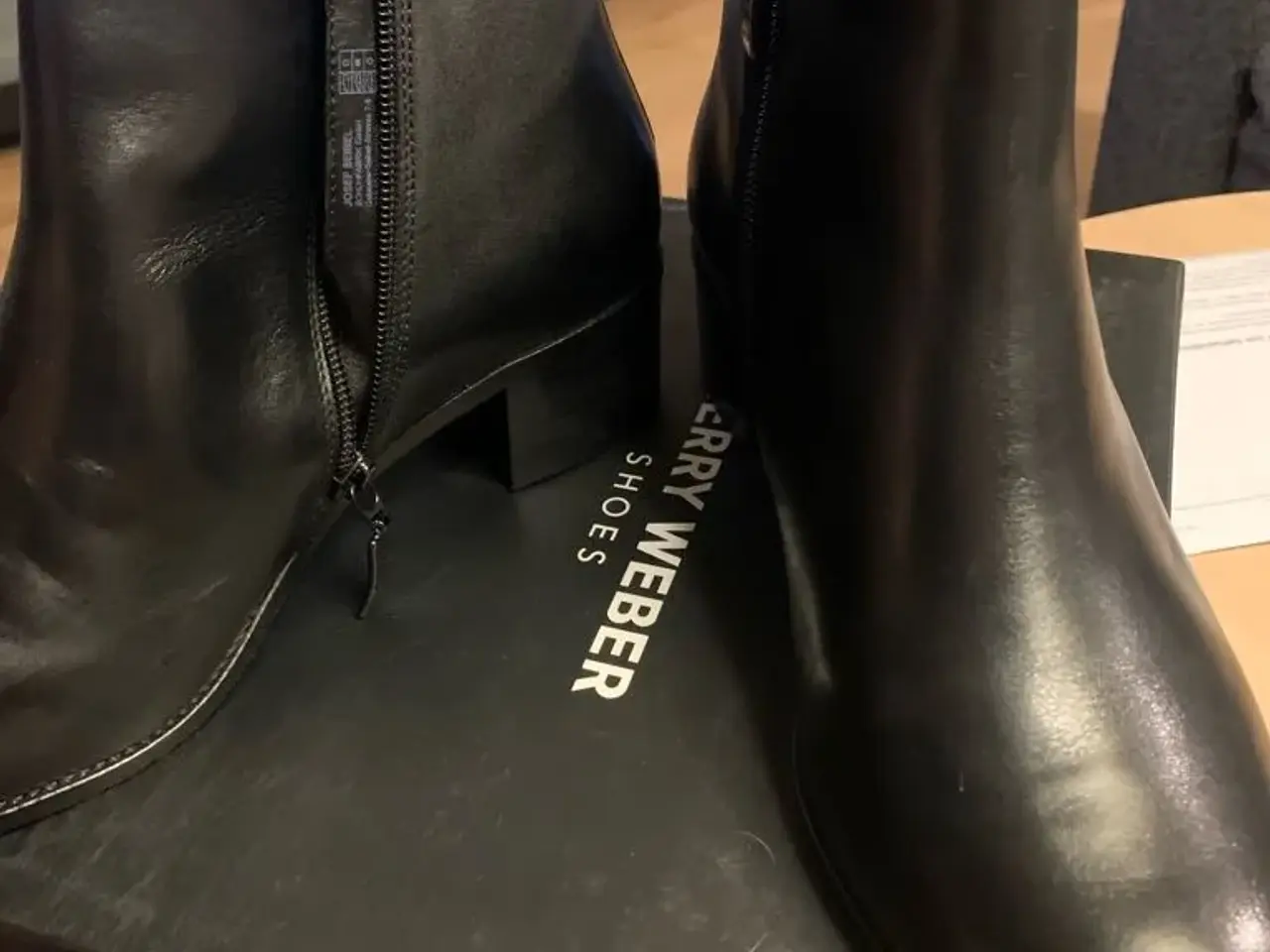 Billede 1 - GERRY WEBER dame støvle