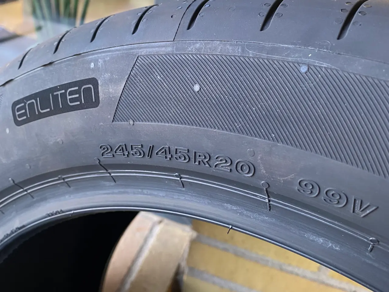 Billede 5 - 245/45-20” Sommerdæk