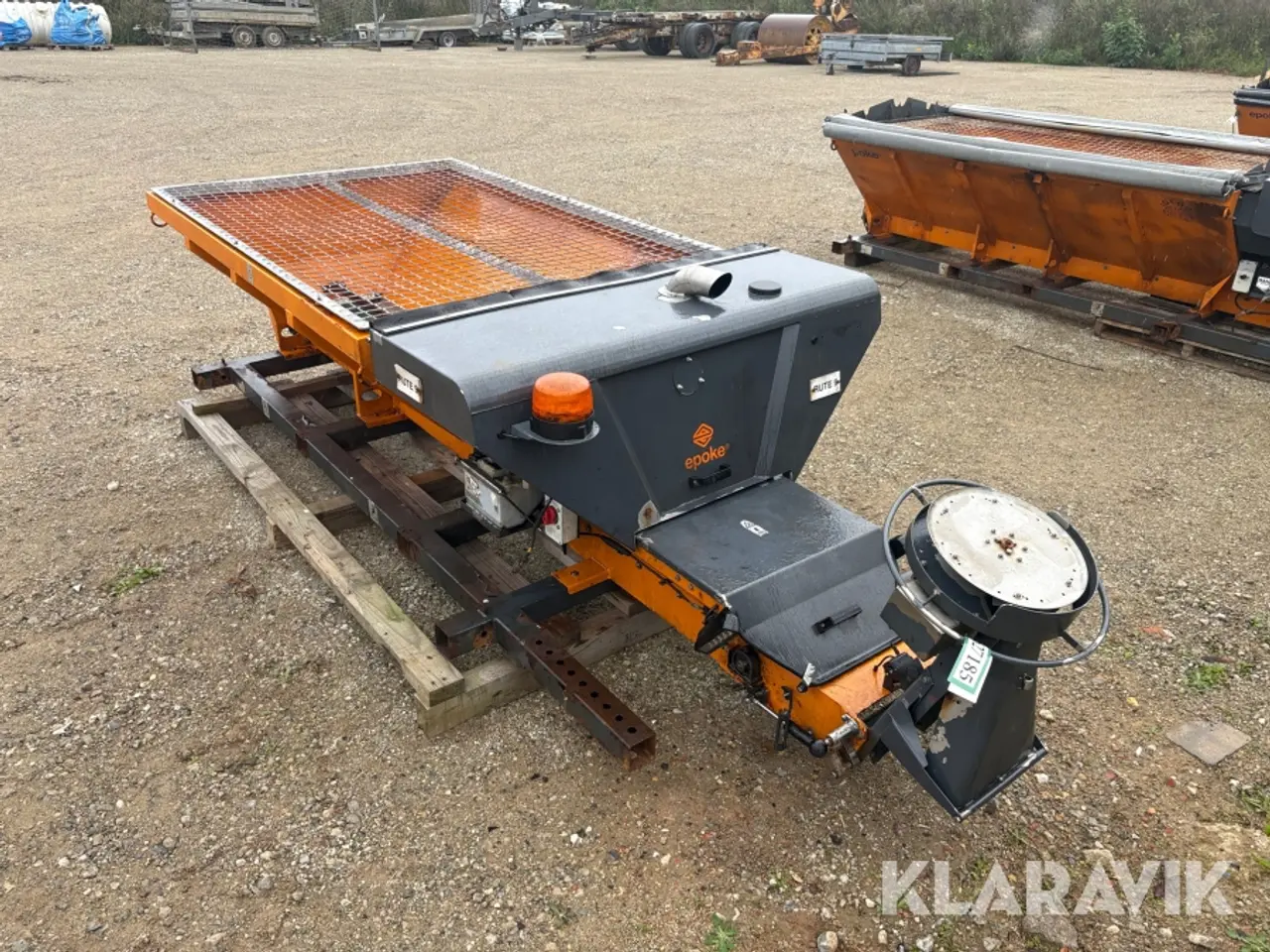 Billede 3 - Saltspreder Epoke S2400 DS med styring - 1 styk