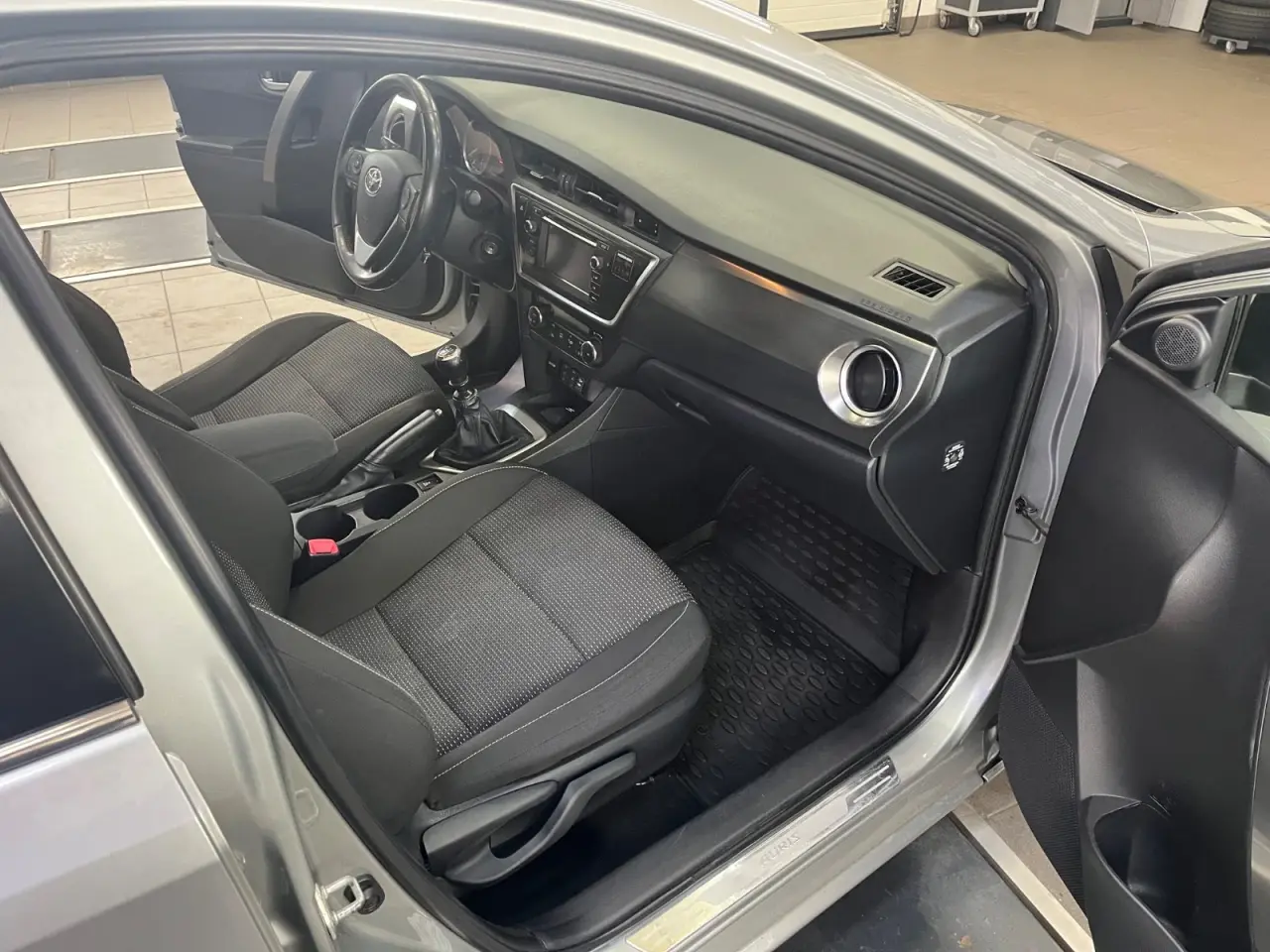 Billede 14 - Toyota Auris 2,0 D-4D T2+