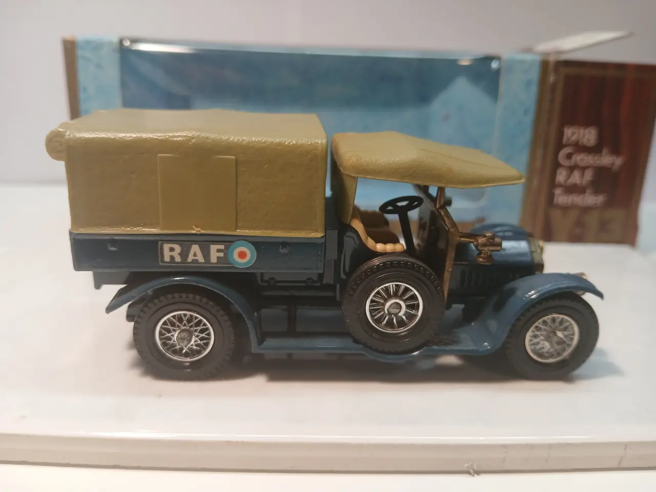 Billede 4 - MODELBIL, MATCHBOX, MODELS OF YESTERYEAR Y13