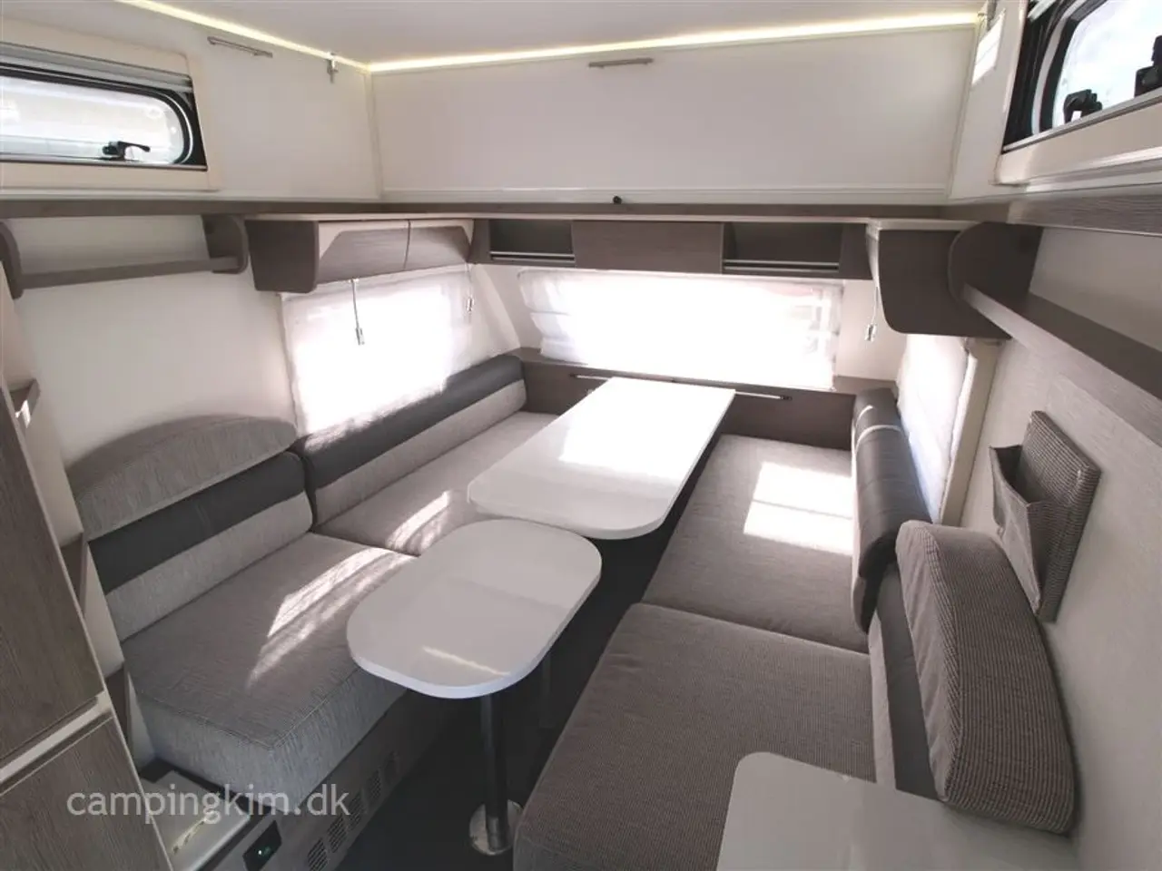 Billede 2 - 2022 - SILVER Evasion 390 TDE   KUN 159900 KR. FOR SILVER´S TOPMODEL MED LØFTETAG