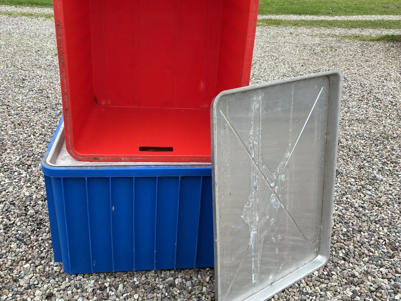 Billede 1 - Plastkasser med alu låg