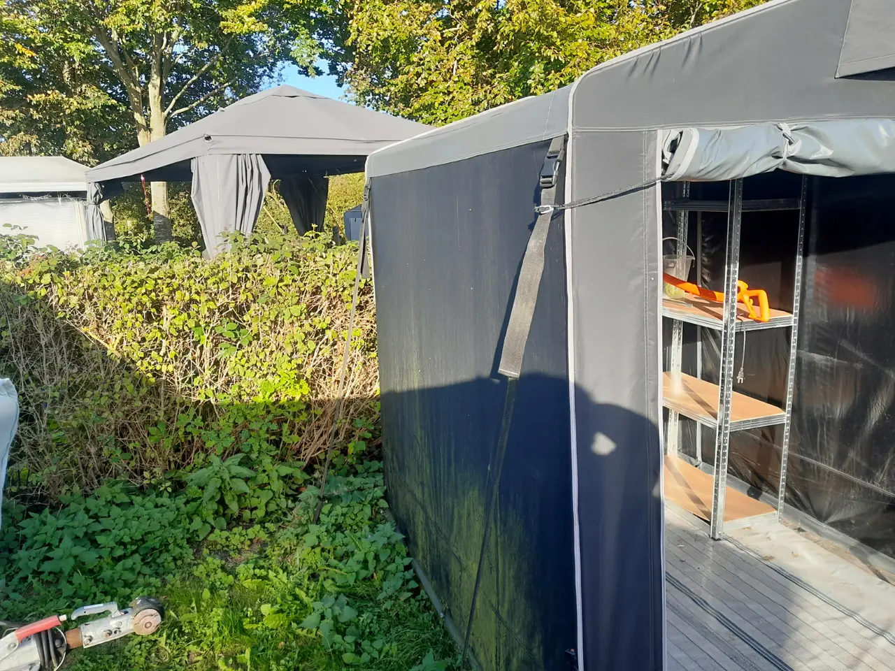 Billede 3 - Opbevarings telt med solid bund, 190 x 230 cm
