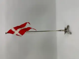 Ældre dannebro / bordflag