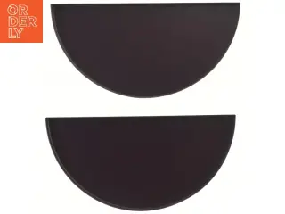 Halvcirkelformede hylder (str. 2 styk, 33x16,5x2 cm)