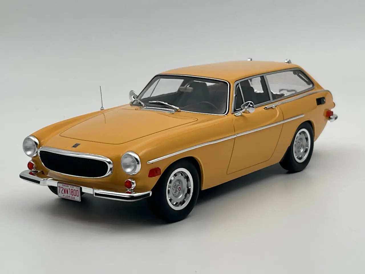 Billede 2 - 1972 Volvo P1800 ES - Limited Edition - 1:18