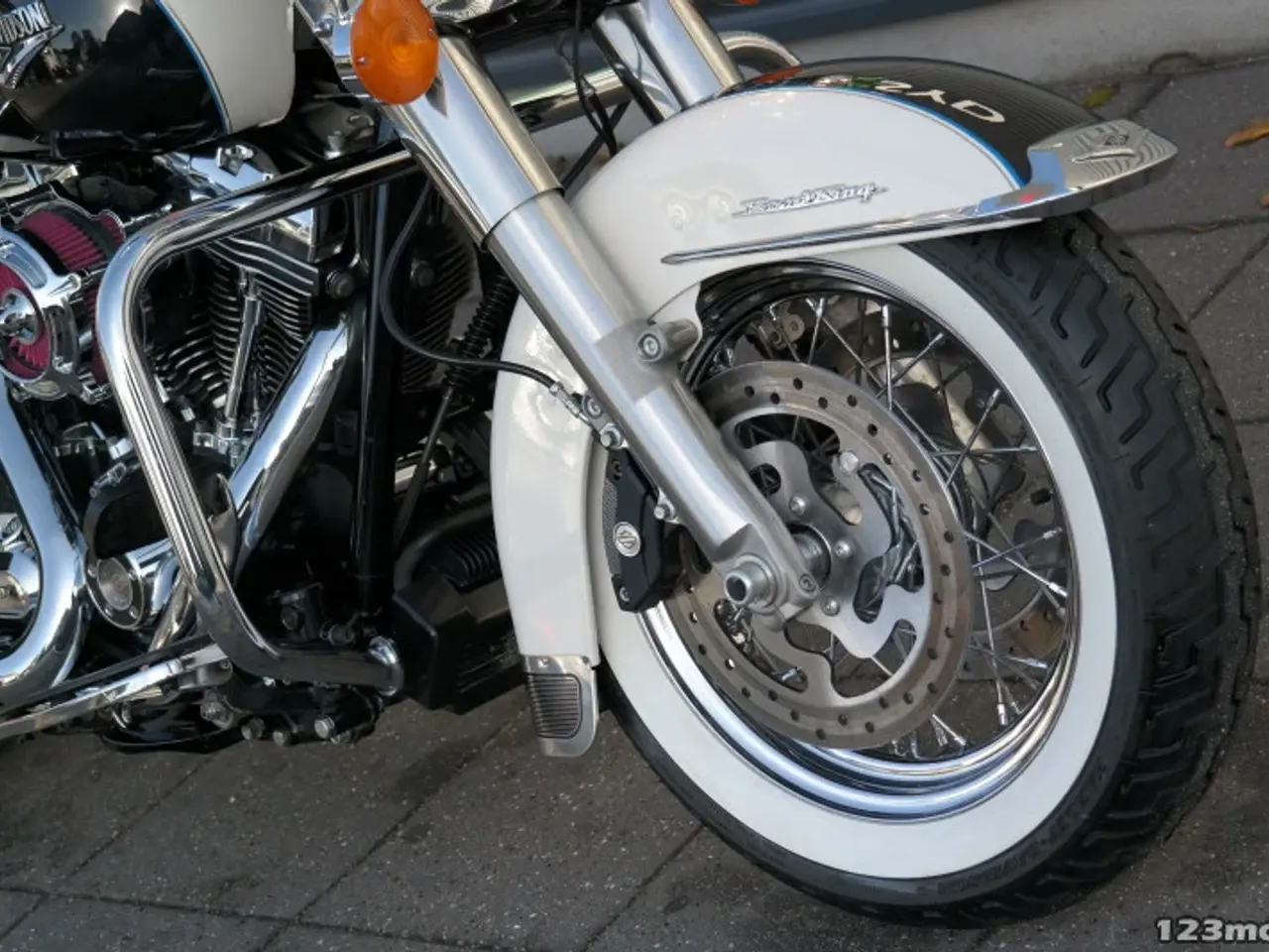 Billede 13 - Harley-Davidson FLHRC Road King Classic MC-SYD       BYTTER GERNE