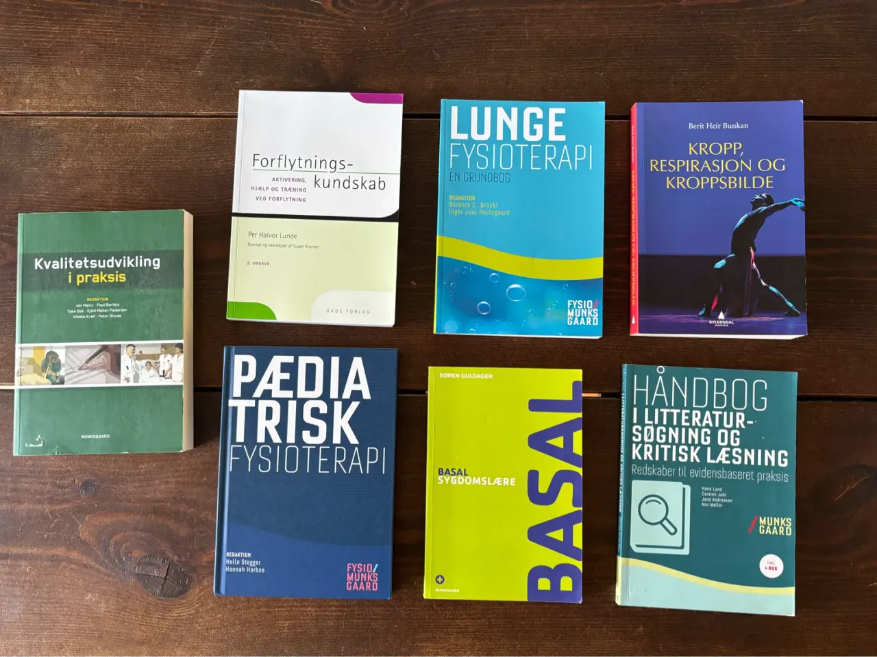 Billede 1 - Studiebøger til fysioterapeutstudiet