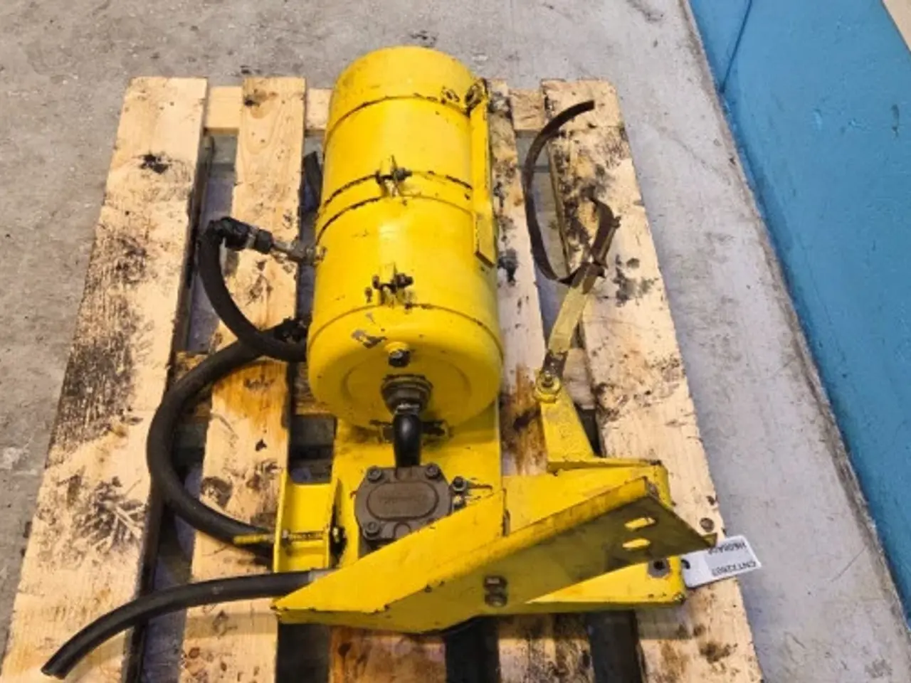 Billede 9 - New Holland 1540 Hydraulikpumpe 80337214