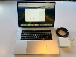 MacBook Pro 15" 2018 Touch Bar - i7 - 16 GB RAM