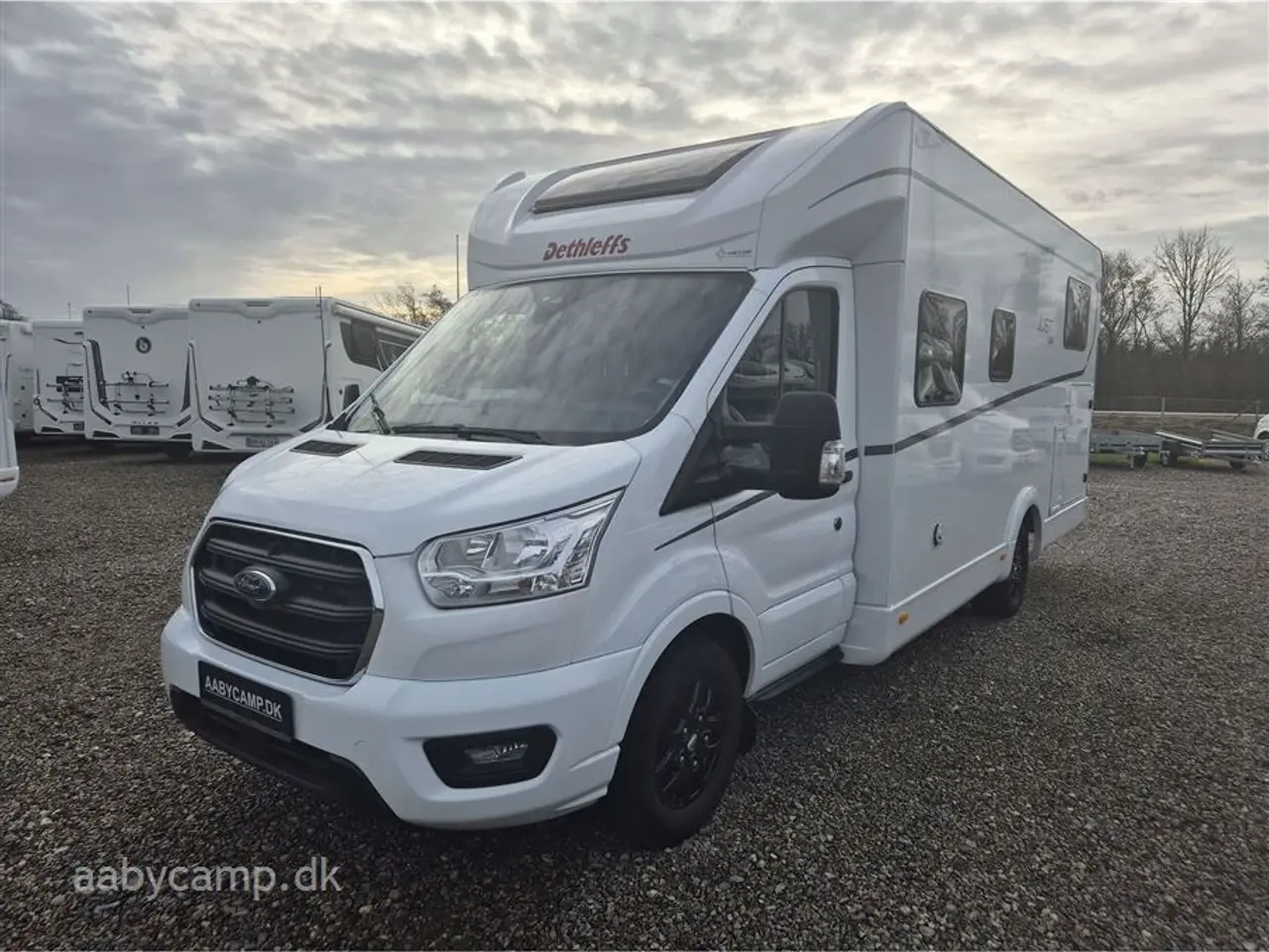 Billede 4 - 2023 - Dethleffs Just GO T7055 EB AUT.   Automatgear. Solceller. Batteri. Markise. Elektrisk indgangstrin. Kun 29,000 Km !!!
