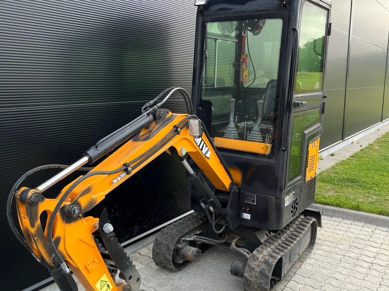 Billede 1 - Minegraver 1,5Ton næste ny.