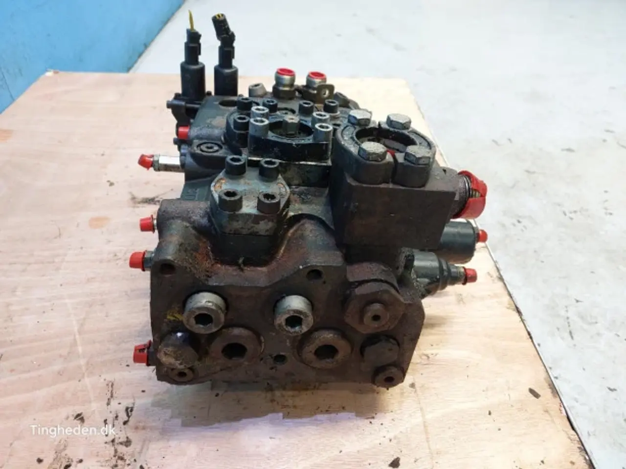 Billede 19 - JCB 427 HL Hydraulikventil 334/V1169