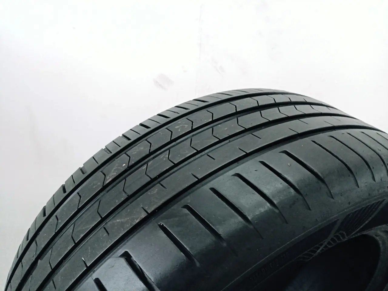 Billede 2 - sommerdæk - 235/55R17 103Y Vredstein/Nexen (4 stk)