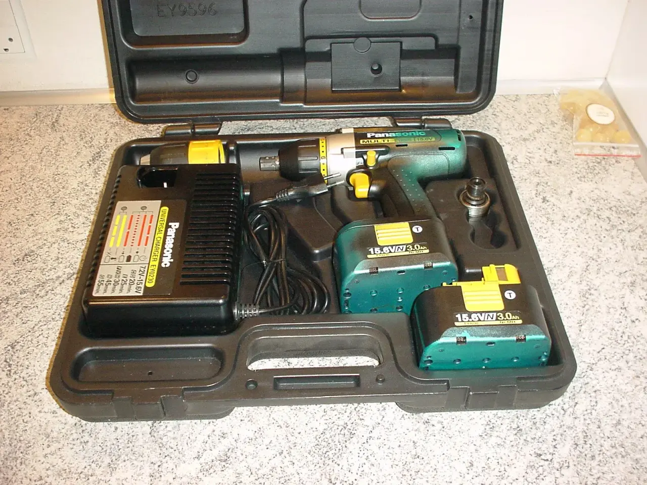 Billede 2 - Panasonic EY6535 batteriboremaskine