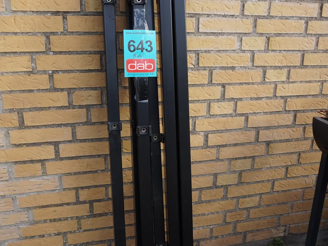 Billede 3 - 8 stk Stolper til panel-X havehegn Sort 4x4x150 cm