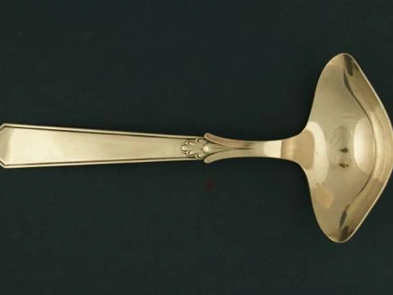 Billede 1 - Juni Sauceske, 17½ cm.