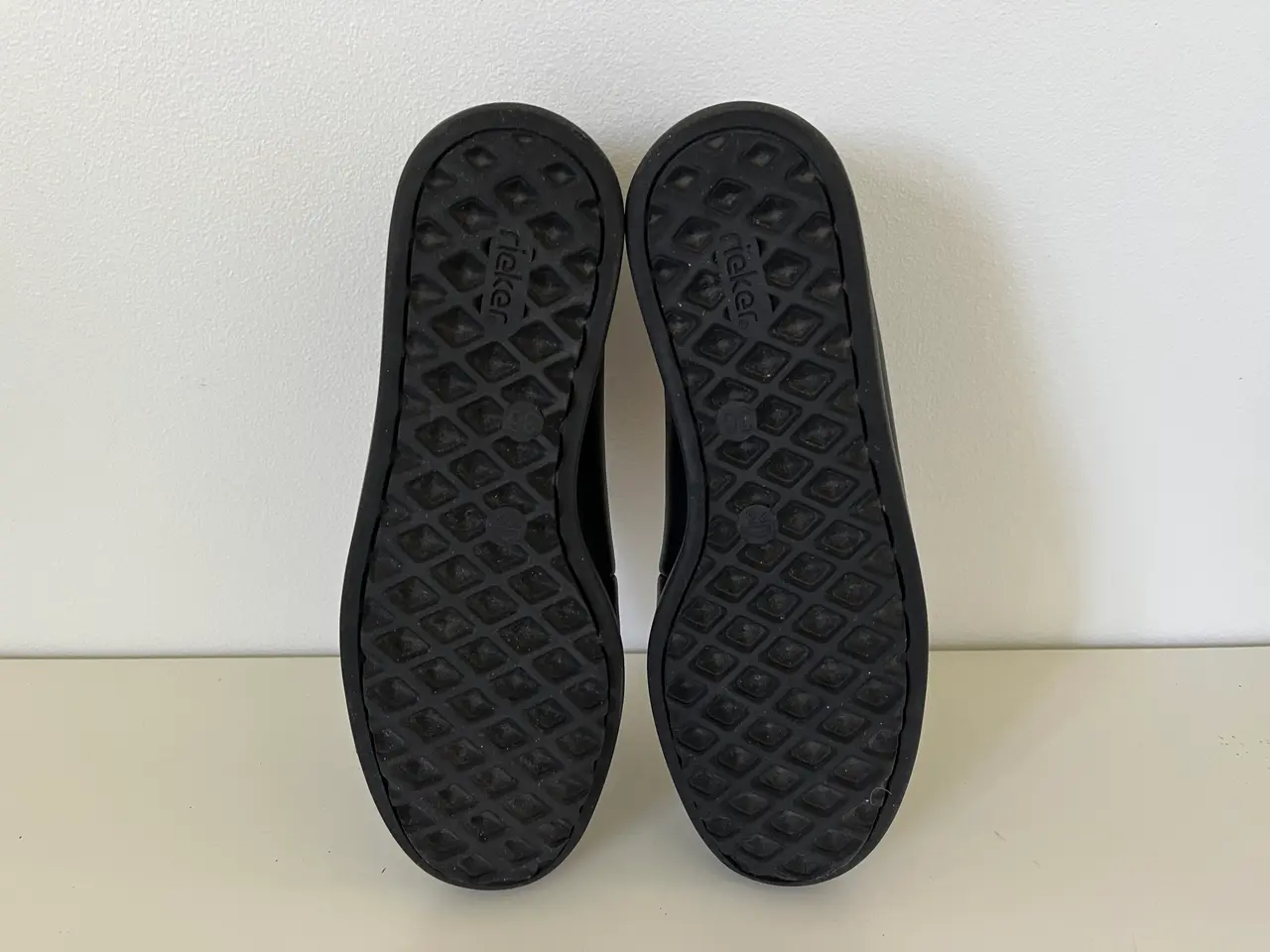 Billede 9 - Sko, Lofers, Slip-on sko, Rieker, str 36