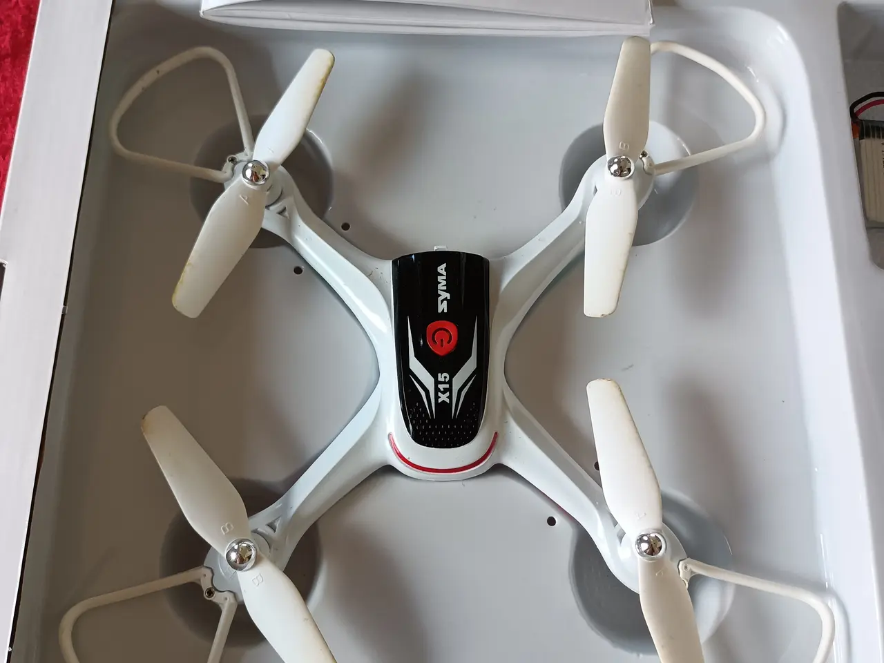 Billede 2 - Drone X15 med embalage *Syma*