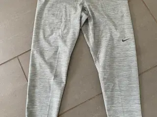 Nike PRO dametights - nye med tags